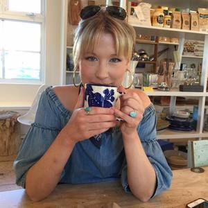 Meet your Posher, Hannah